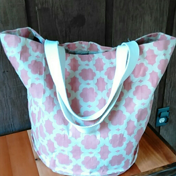 cynthia rowley beach bag
